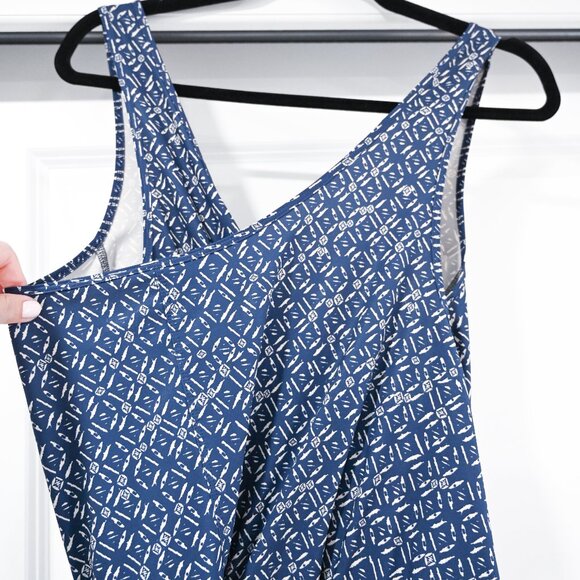 Patagonia Medium Women's Fleetwith Navy Print Crossback Athletic Dress - Picture 9 of 9
